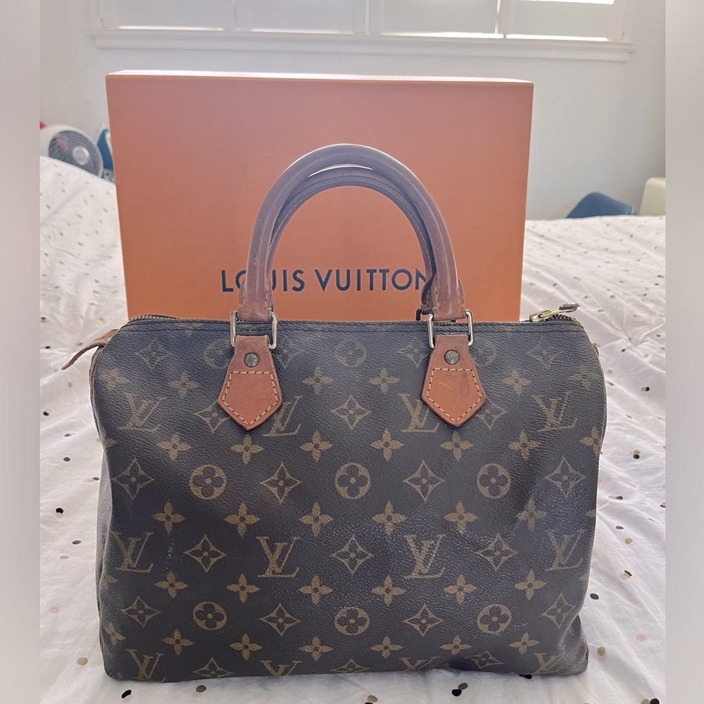 Authentic Louis Vuitton Speedy 30 Monogram